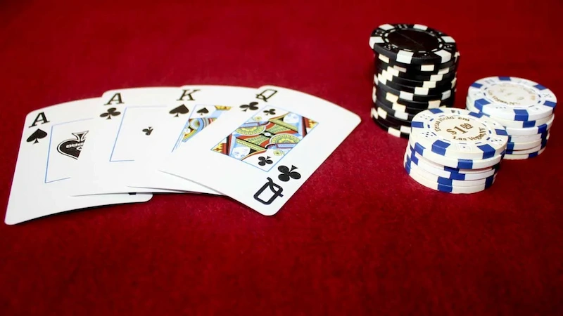 Chiến Thuật Cho Ván Pre-Flop trong Poker Một Chọi Một